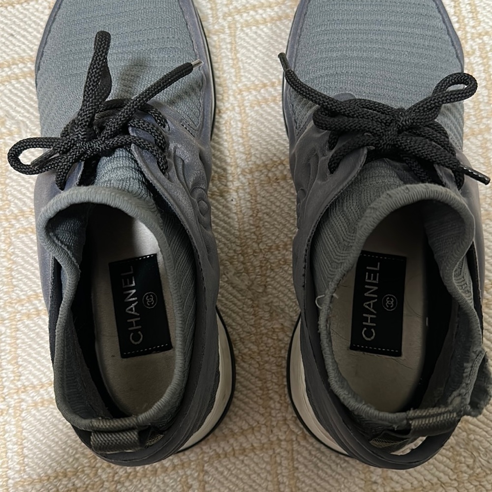 CHANEL Interlocking CC Sock Sneakers Trainers - Picture 5 of 11